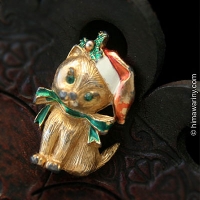 Merry Christmas Santa Cat Brooch