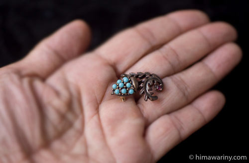 Turquoise Acorn Brooch - Image 4