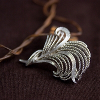 Lisner-Silver Ostrich Feather Vintage Brooch