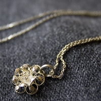 Delicate Filigree Filigree Vintage Flower Pendant