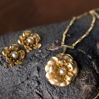 Coro Camellia Choker & Brooch 3-Piece Set