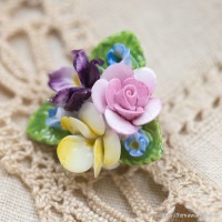 Coalport: British Flower Bouquet Ceramic Vintage Brooch