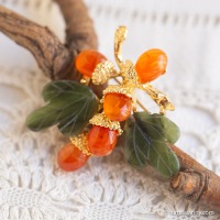 Swoboda-Natural Stone-Carnelian Autumn Color Acorn Vintage Brooch [Mint]