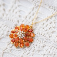 Swoboda スワボダ-天然石-カーネリアンと真珠の花ペンダント・ネックレス【デッドストック】