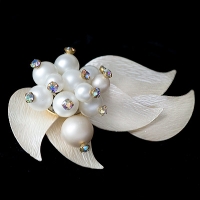 W.Germany-Aurora & Pearl Leaf Brooch