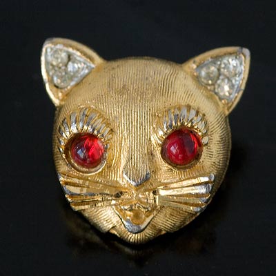 BSK: Gold Cat Head Vintage Brooch With Red Eyebrows And Red Eyes - Image 2