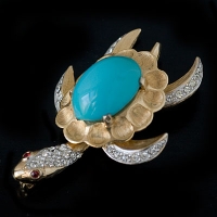 Kramer-Sea Turtle Brooch Heading To Ryugu Castle
