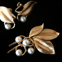 12K Gold Filled-Van Dell-Pearl Fruit Bouquet/Brooch