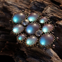 Saphiret Victorian Diamond Shape Brooch