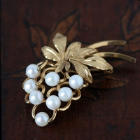 12K Gold Filled-Van Dell-Pearl Strawberry Brooch