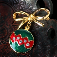 LIA-Christmas Ornament Ball Brooch