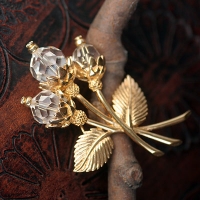 Swarovski Swarovski-Crystal Berry Brooch [Swan Engraved]