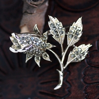 Lisner: Marcasite Rose Bud Vintage Brooch