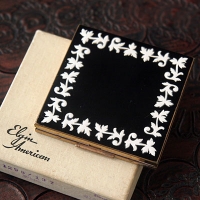Elgin Elgin Arabesque Relief Powder Compact [In Original Box]