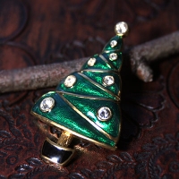 Lia: Forest X Mass Tree Vintage Brooch