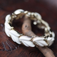 Kramer White Petal Bracelet